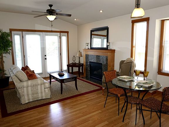 2nd image of 3117 Norton Ave Unit A