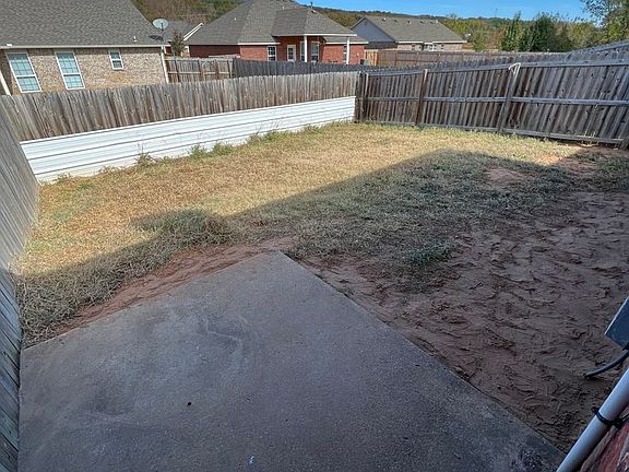 3rd image of 2008 Plum Creek Ln #B