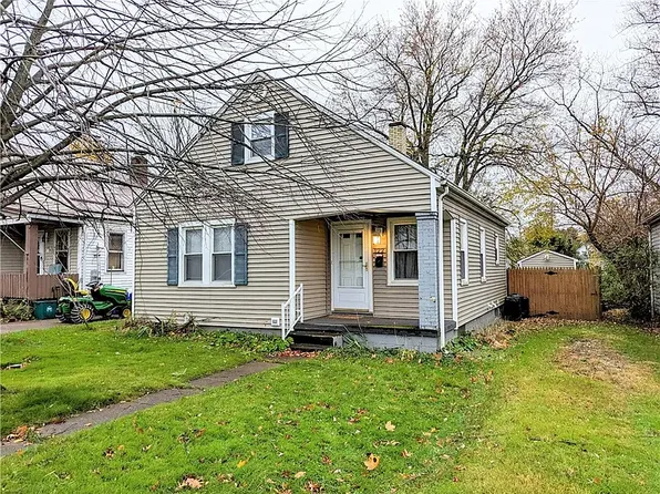 122 Chautauqua Blvd, Erie, PA 16511