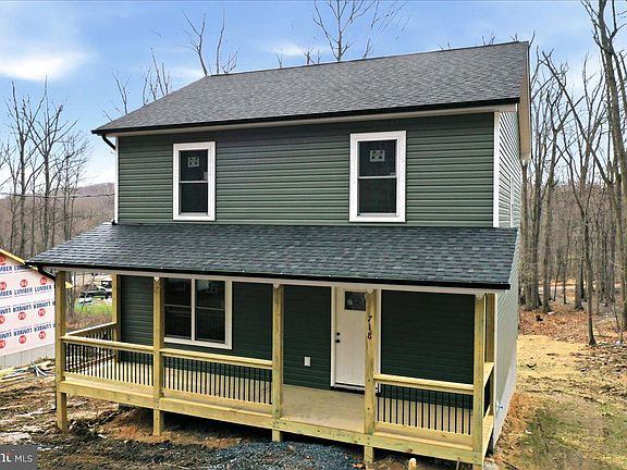 3rd image of 718 Panther Dr