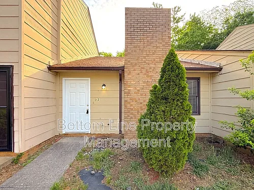 846 W Warren St #D2 Photo 1