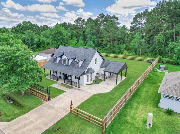 203 Antelope Dr, Crosby, TX 77532