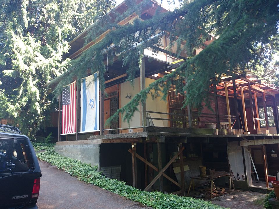 1st image of 1124 Newport Way