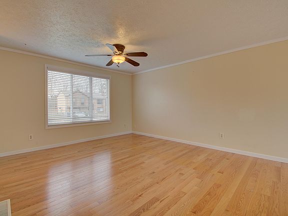 5th image of 4132 Circlewood Dr
