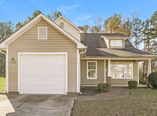 877 Raindrops Rd, Gastonia, NC 28054