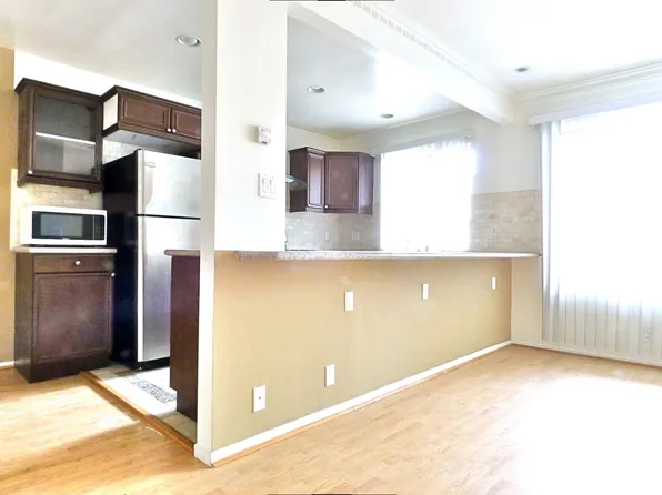 923 6th St APT 6, Santa Monica, CA 90403