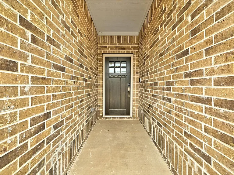 7712 Libretto Ln — Photo 3