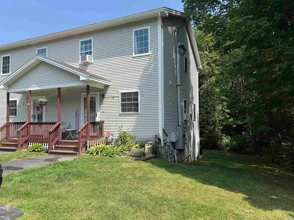 15 Twin Court, St. Albans Town, VT 05478
