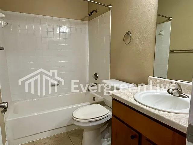 109 Barnsbury Ct — Photo 13