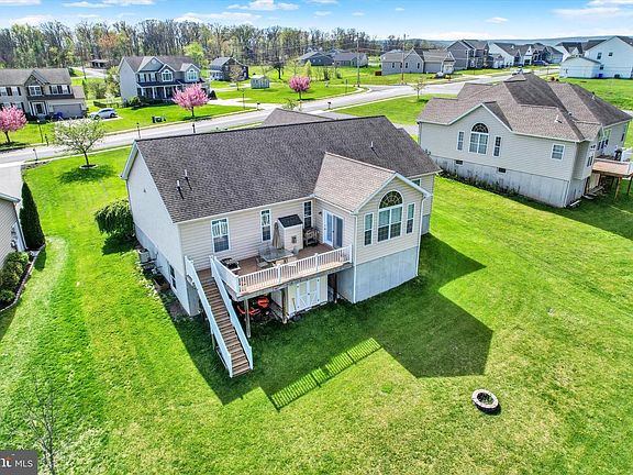 3rd image of 131 Fairplay Rd