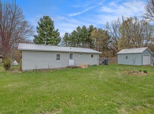 2738 Eaman Rd, Benton Harbor, MI 49022