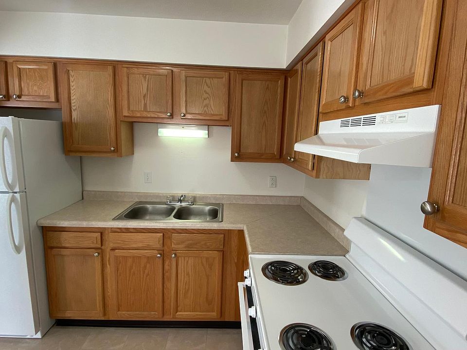 1st image of 1717 Estes St APT A7
