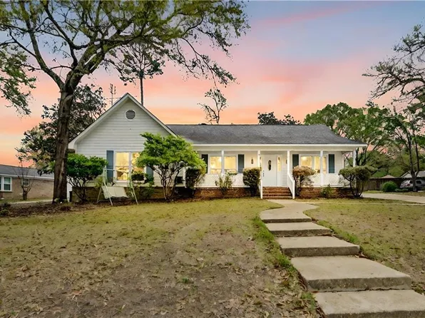 6424 Shetland Ct, Mobile, AL 36695