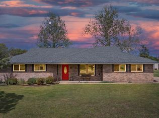 106 Vineyard St, Weatherford, TX 76087