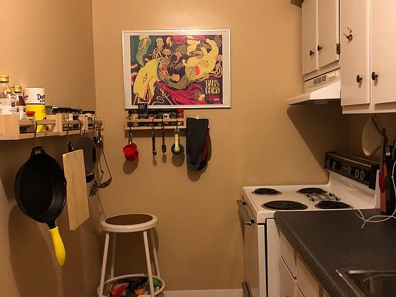 5th image of 34 N Huron St APT 1