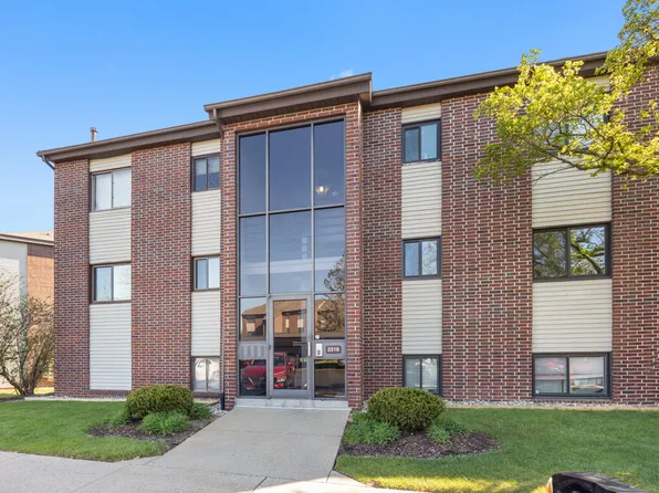 3316 Devonwood Hls NE APT D, Grand Rapids, MI 49525