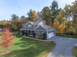 35 Harley Dr, Dracut, MA 01826