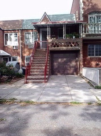 2nd image of 2441 E 27th St