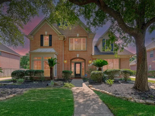 18 Turtle Creek Mnr, Sugar Land, TX 77479