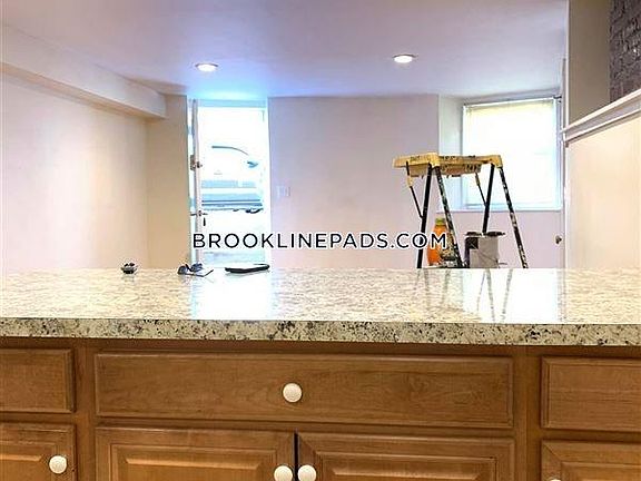 5th image of 53 Gorham Ave #1C