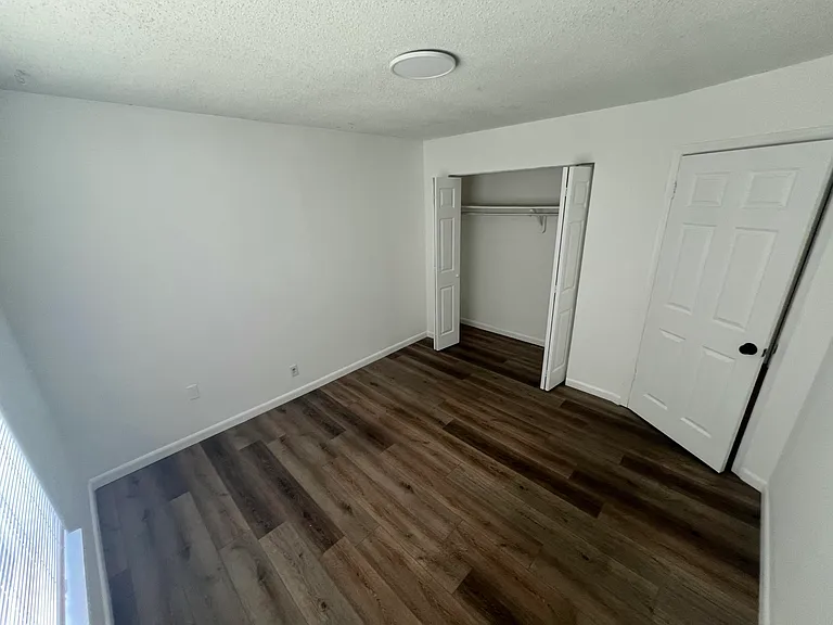 603 Clear Lake Ave — Photo 7