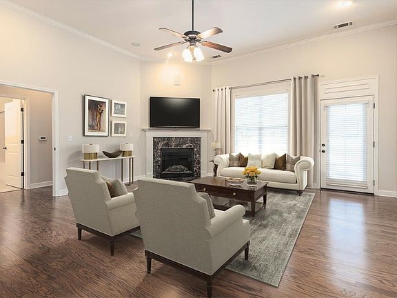 4th image of 1396 Calumet Farms Dr #11