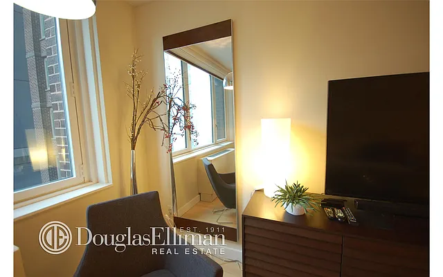Rented by Douglas Elliman | media 48