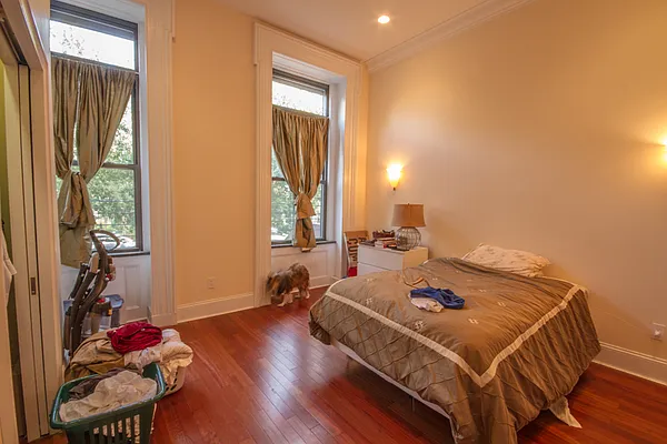 Rented by Twyford Real Estate | media 6