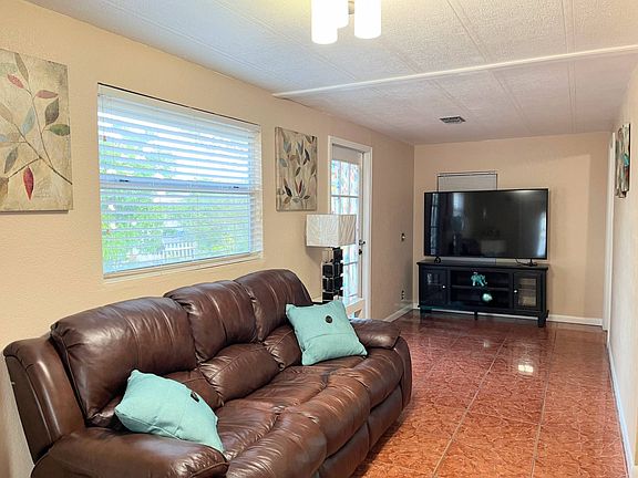 4th image of 11201 SW 55th St #H24