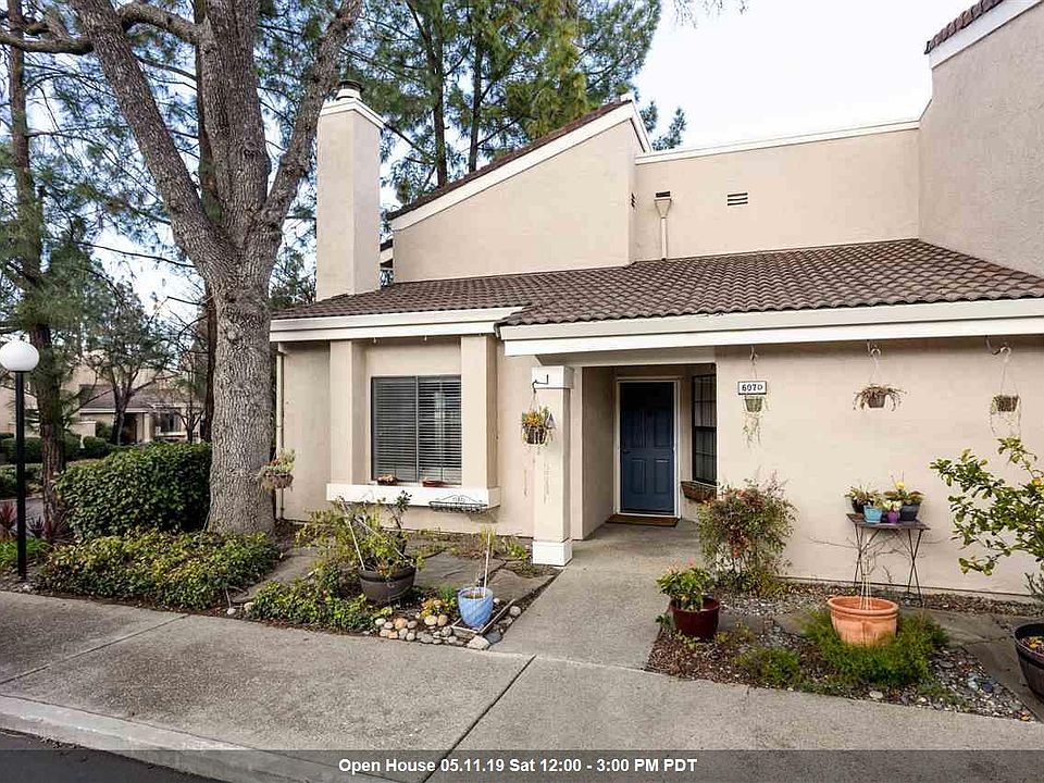2nd image of 607 Palomino Dr #D