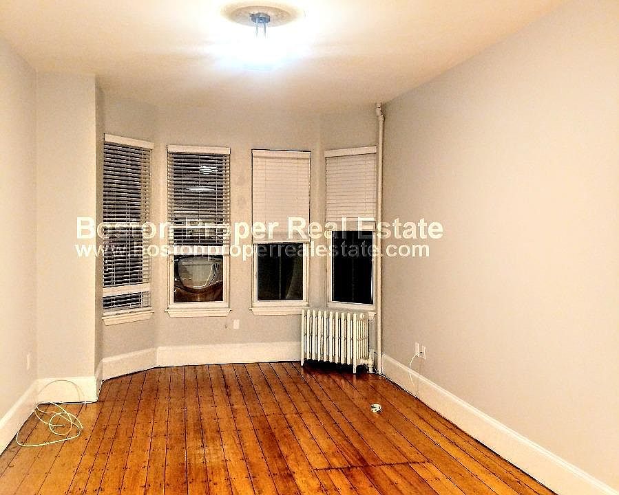 2nd image of 16 Union Park St #33