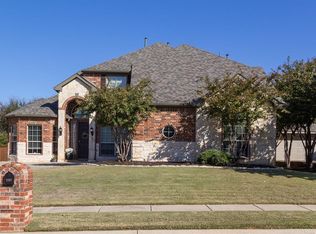 2207 High Pointe Dr, Corinth, TX 76210