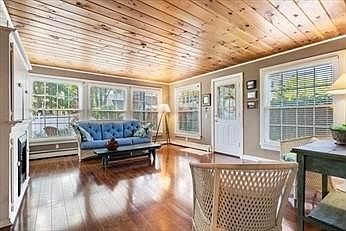 3rd image of 53 Bromfield St #3