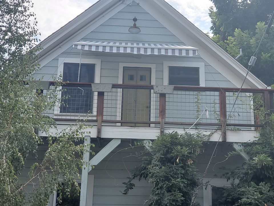 1st image of 1552 1/2 Behrens St