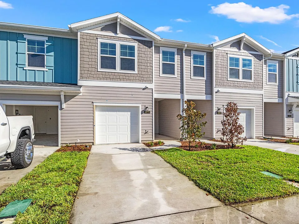 3979 Whippoorwill Holler Ln #3979
