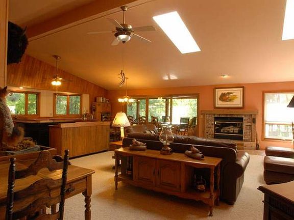 5th image of 4960 Alexander Ln
