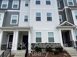 6345 Perry Creek Rd, Raleigh, NC 27616