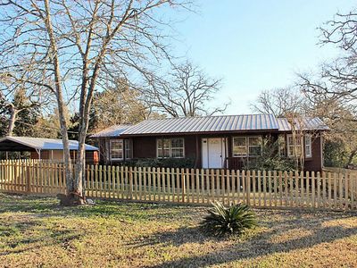 11605 Lakeview Rd, Brenham, TX, 77833