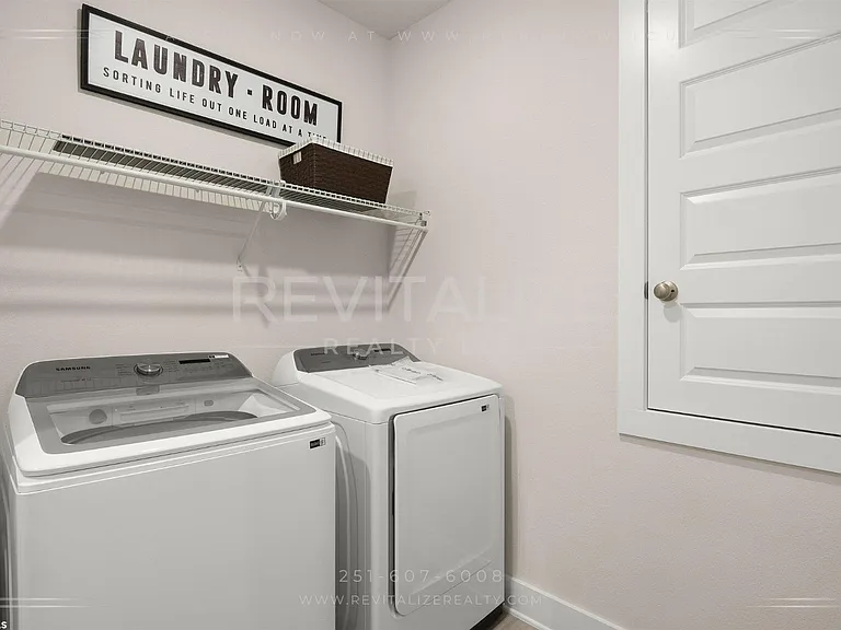 1118 Pheasant Cir — Photo 18