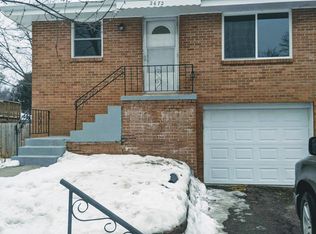 2672 N 93rd St, Omaha, NE 68134