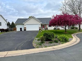 20535 Camden Ct, Farmington, MN 55024