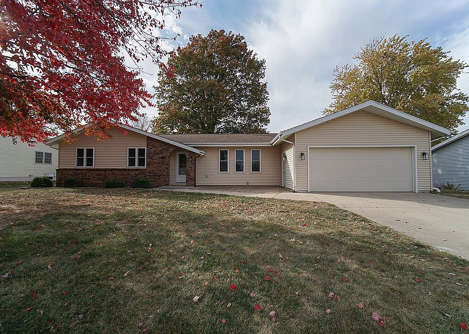1st image of 1013 Pleasant Dr
