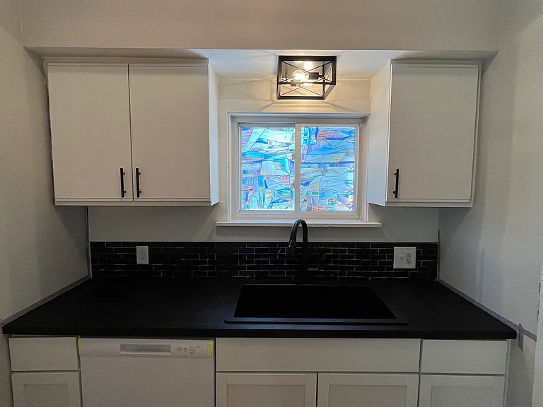 519 Coit Ave NE #1 — Photo 9