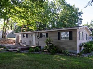 551 W Donald Rd, Sanford, MI 48657