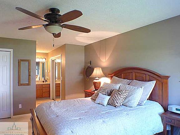 4th image of 528 White Pine Blvd