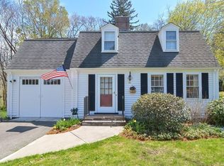 88 Lewis Ave, Walpole, MA 02081