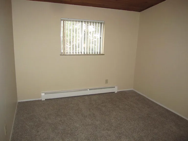1836 S Garfield St — Photo 3