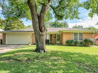 2704 Leith Ave, Fort Worth, TX 76133