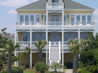 10009 Surf Scooter Ct, Emerald Isle, NC 28594