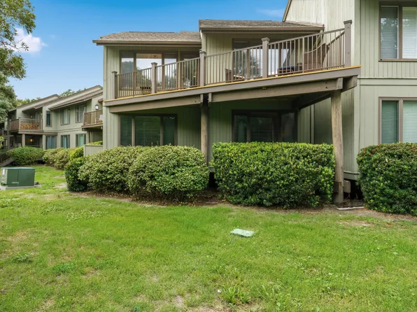 1381 Dunlin Ct, Johns Island, SC 29455